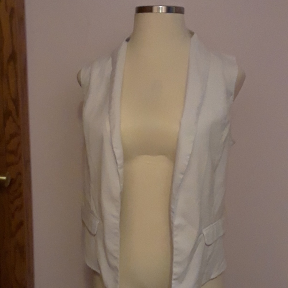 Maurices vest